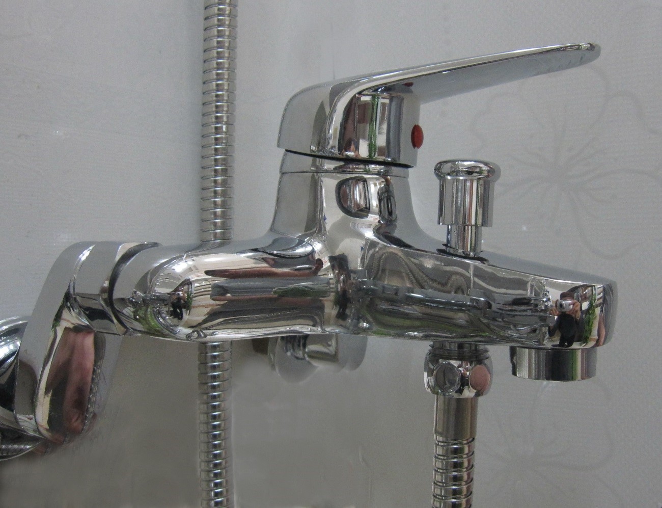 4-voi-nuoc-nong-lanh-kantawa-png