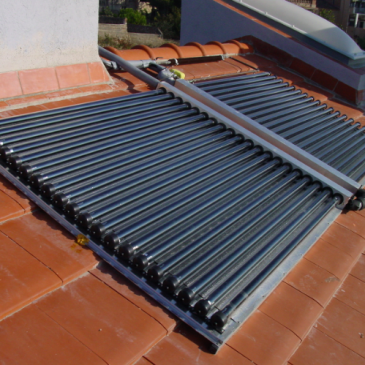 GIÁ MÁY NÓNG LẠNH NĂNG LƯỢNG MẶT TRỜI CÓ PHẢI LÀ YẾU TỐ QUYẾT ĐỊNH ĐẾN CHẤT LƯỢNG SẢN PHẨM?